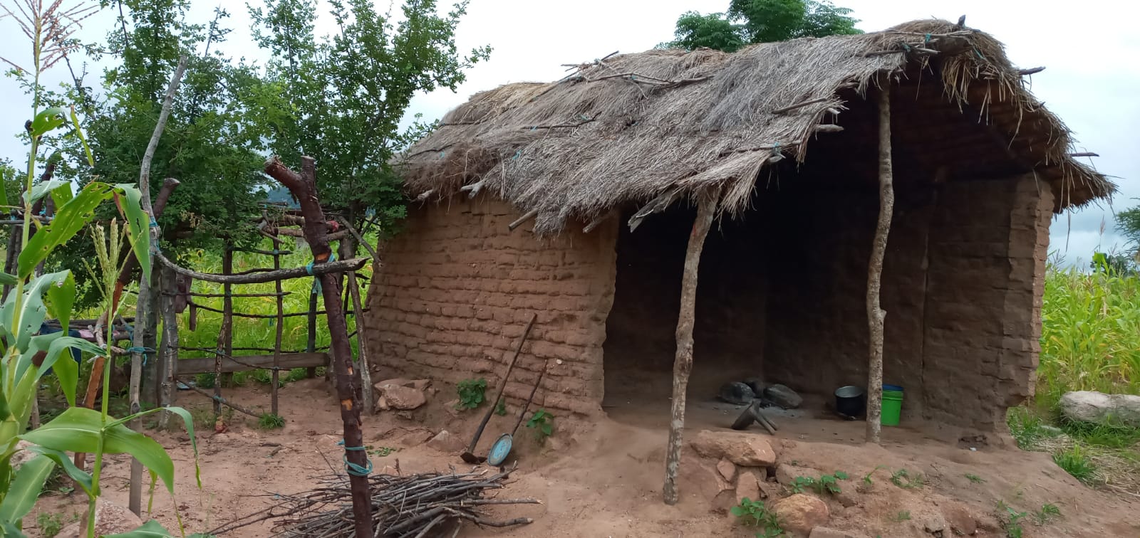 Fosta casă a familiei Mahavile din Nyamahana
